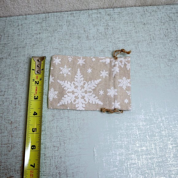 Snowflake Christmas Burlap Bags 4 Days Xmas Countdown Calendar Stocking Bags - Picture 10 of 12
